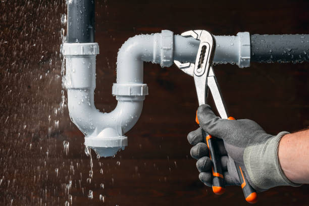 Professional Leak Detection technician working in Versailles, PA